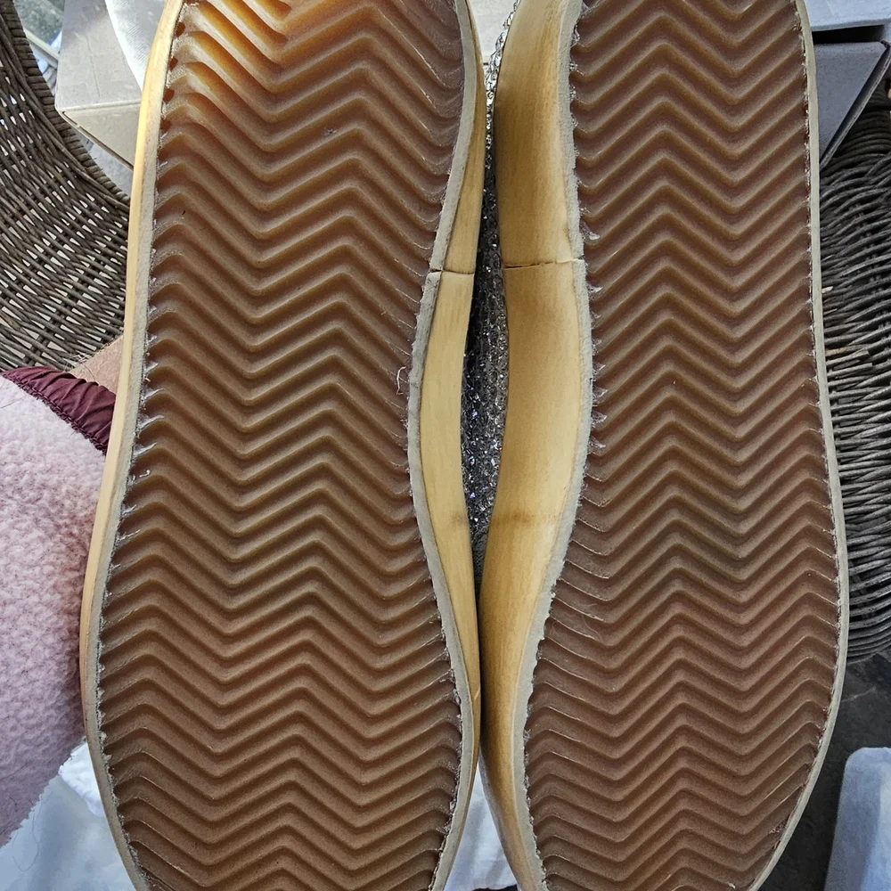 Women's Glitter Sneakers - Picture 4 of 4